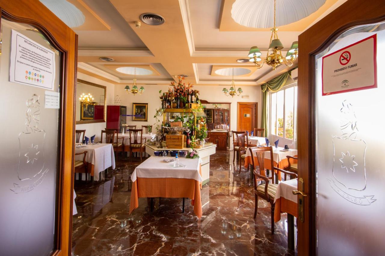 Hotel Hidalgo Martos Luaran gambar