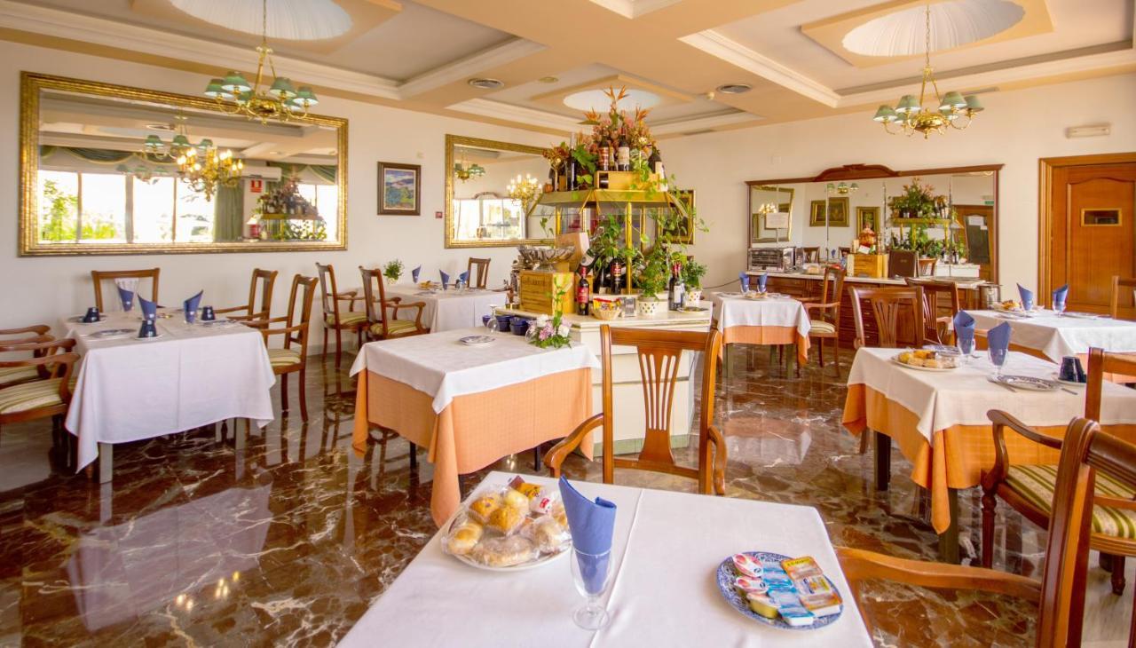 Hotel Hidalgo Martos Luaran gambar