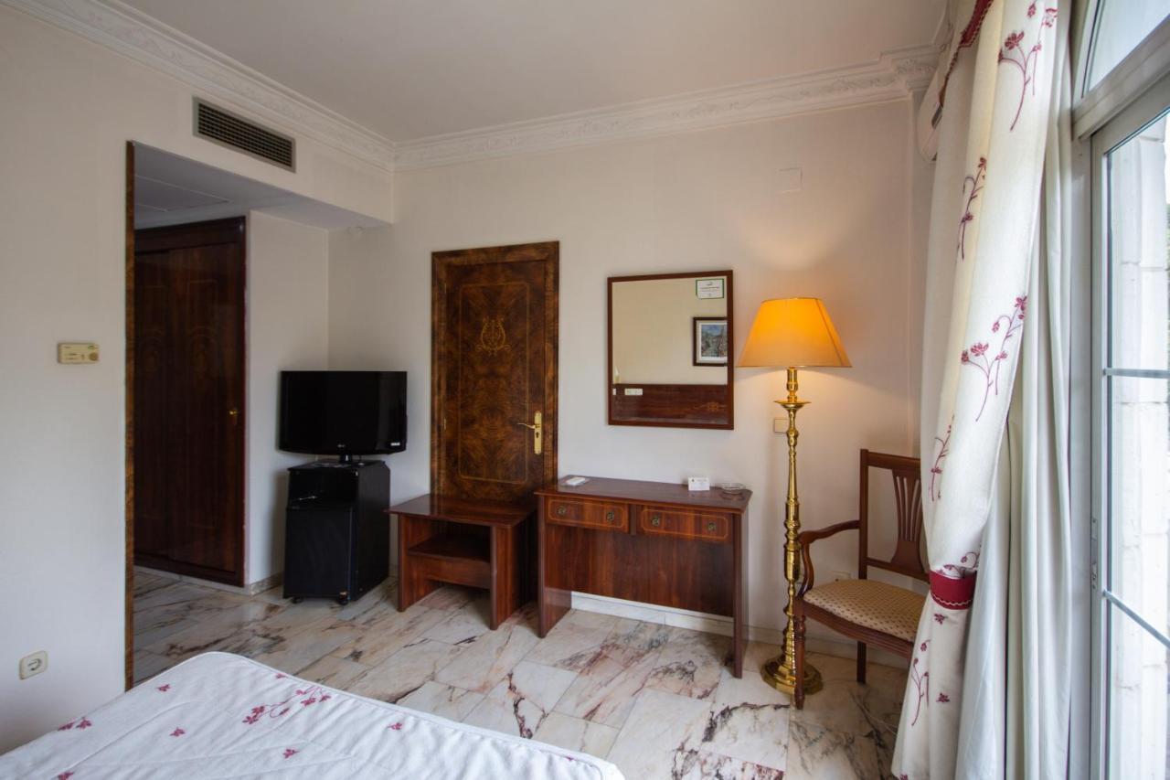 Hotel Hidalgo Martos Luaran gambar