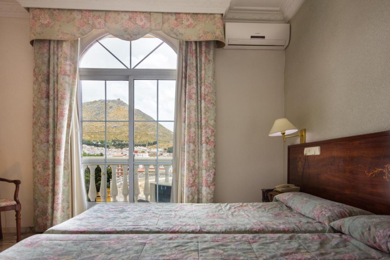 Hotel Hidalgo Martos Luaran gambar